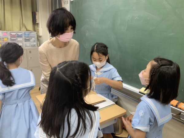 ２年生　助産師さんによる保健特別授業